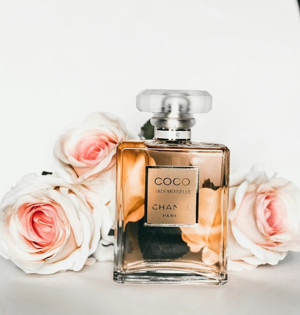 Katalog Parfum dan Wewangian Amelia Beauty Kosmetik