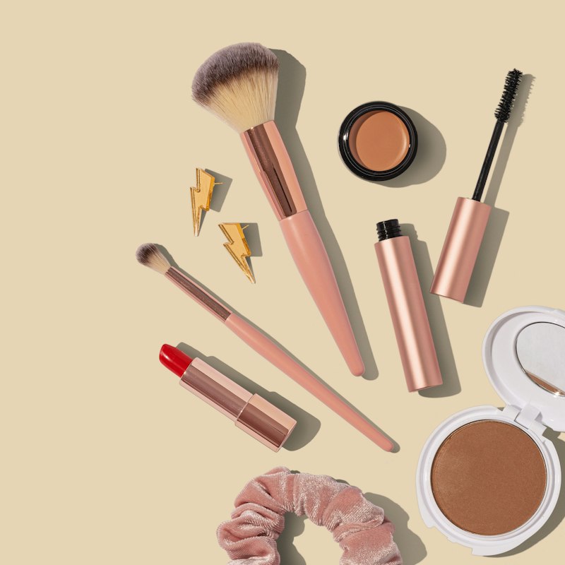 Rangkaian Kosmetik dan Skincare Amelia Beauty Kosmetik Lumbung